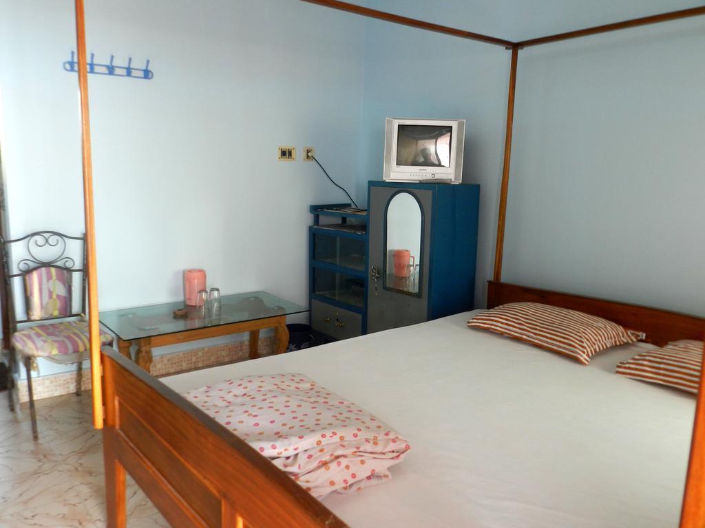Hotel Mainak, Мандармони Екстериор снимка